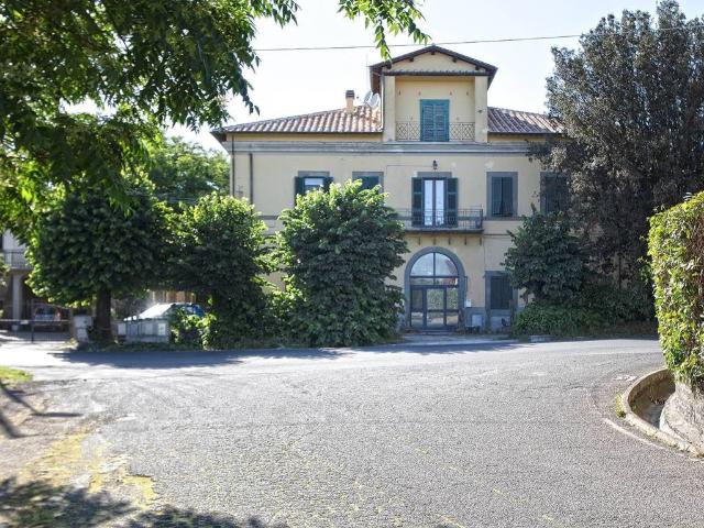 Appartamento in vendita a Montefiascone, Lazio