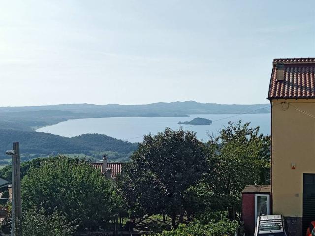 Appartamento in vendita a Montefiascone, Lazio