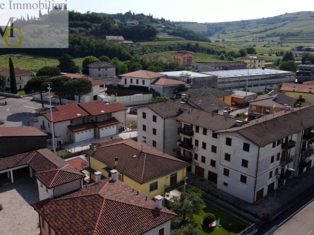 Appartamento in vendita a Monteforte d'Alpone, Verona