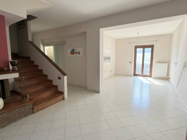 Appartamento in vendita a Vetriera, Monteforte Irpino