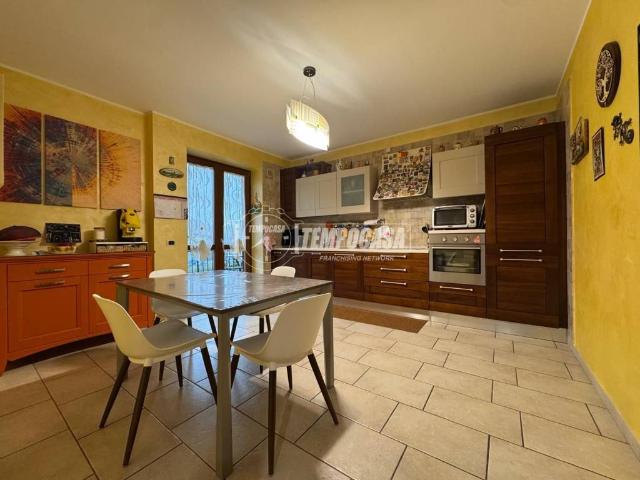 Appartamento in vendita a Alvanella, Monteforte Irpino