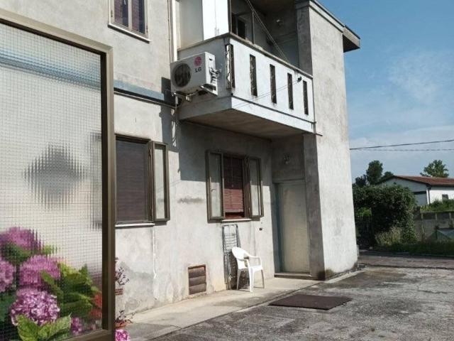 Appartamento in vendita a Montegalda, Veneto
