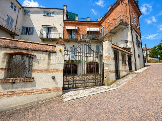 Appartamento in vendita a Montegrosso d'Asti, Asti