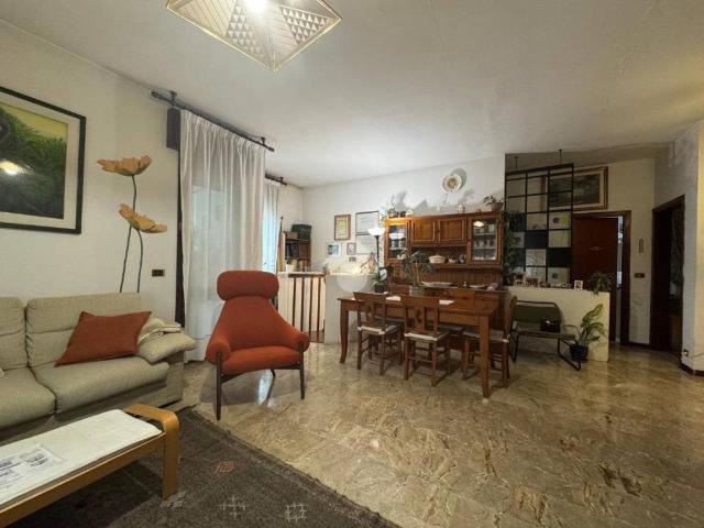 Villa Indipendente in vendita a Montegrotto Terme, Veneto