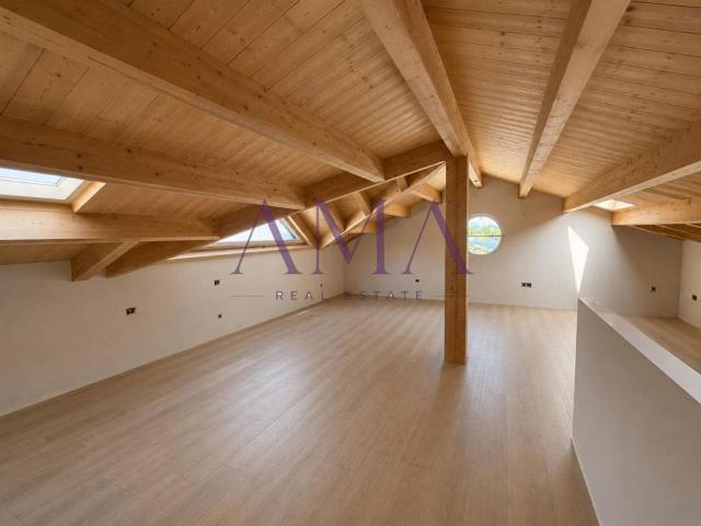 Appartamento in vendita a Montegrotto Terme, Veneto