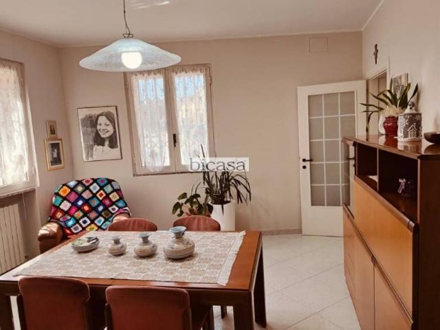 Appartamento in vendita a Castello, Marche