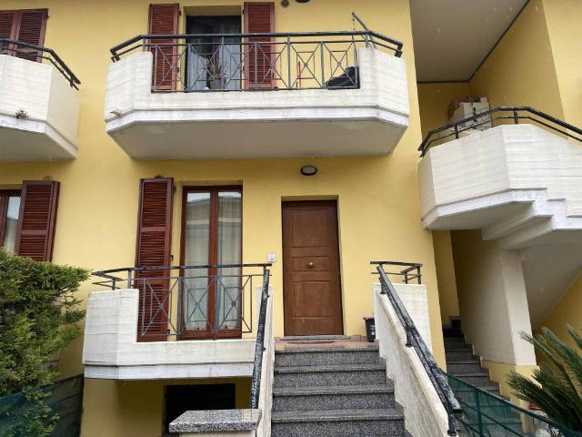 Appartamento in vendita a Osteria Nuova, Marche