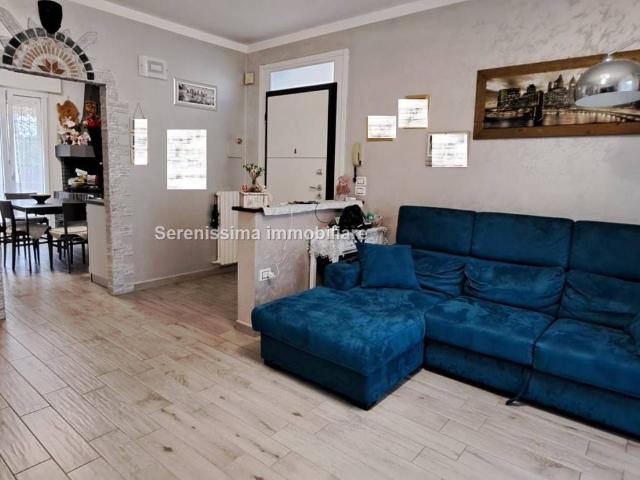 Appartamento in vendita a Castello, Marche