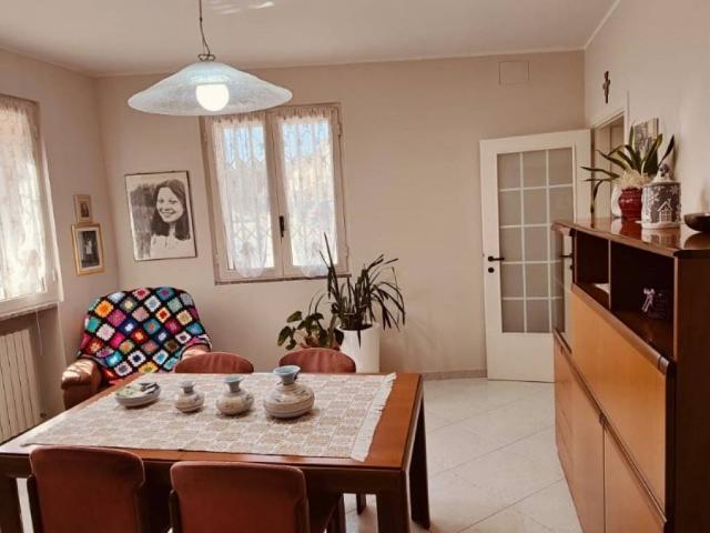 Appartamento in vendita a Castello, Marche