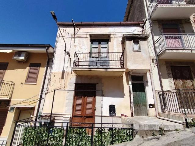 Appartamento in vendita a Montelepre, Sicilia