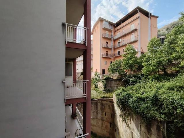Appartamento in vendita a Montelepre, Sicilia