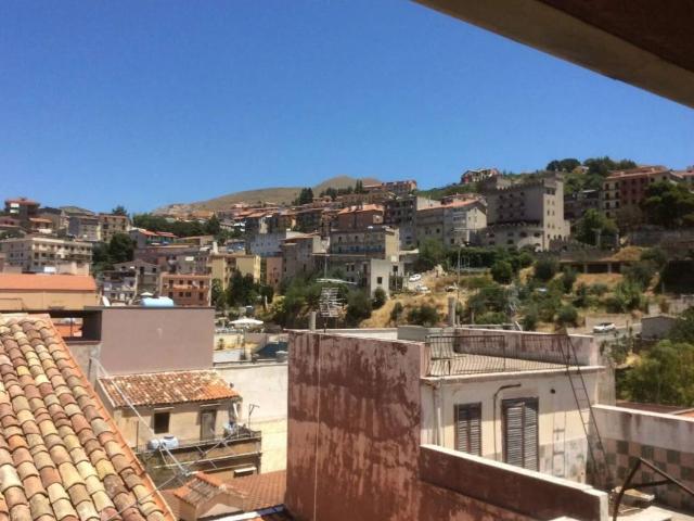 Appartamento in vendita a Montelepre, Sicilia