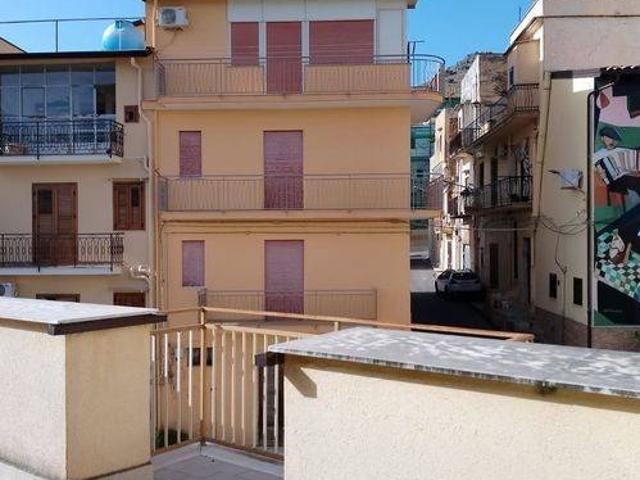 Appartamento in vendita a Montelepre, Sicilia