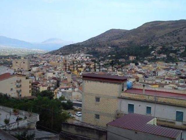 Appartamento in vendita a Montelepre, Sicilia