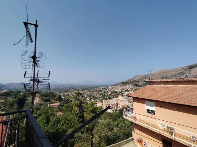 Appartamento in vendita a Montelepre, Sicilia