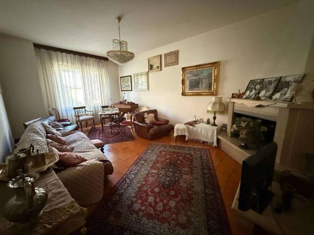 Appartamento in vendita a Montella, Campania