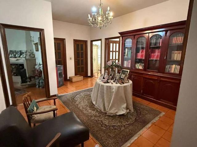 Appartamento in vendita a Montella, Campania