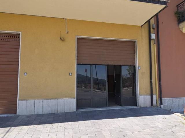 Appartamento in vendita a Montella, Campania