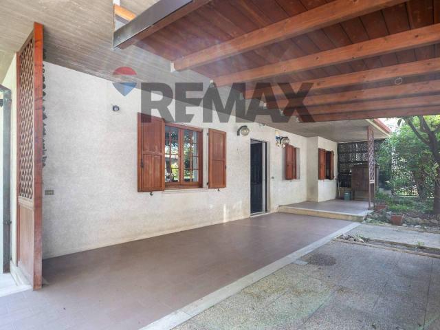 Villa Indipendente in vendita a Marche, Ancona