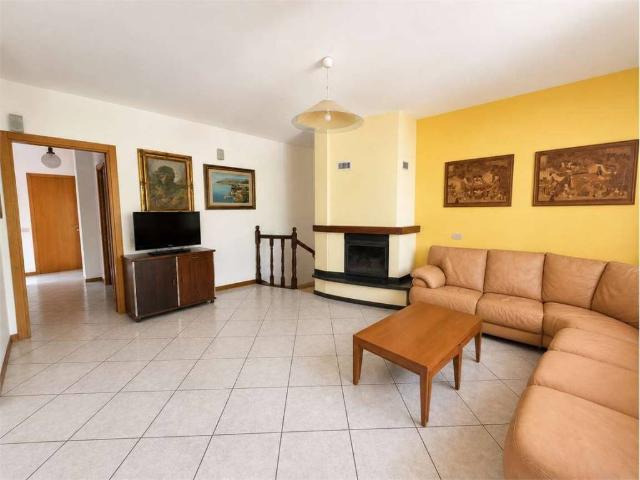 Appartamento in vendita a Marche, Ancona