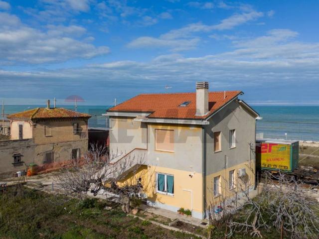 Appartamento in vendita a Marche, Ancona