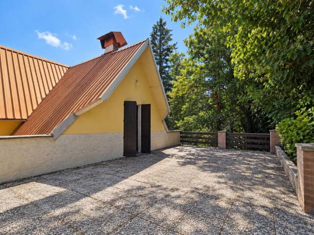 Appartamento in vendita a Consuma, Montemignaio