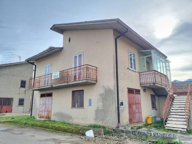 Appartamento in vendita a Lapio, Campania