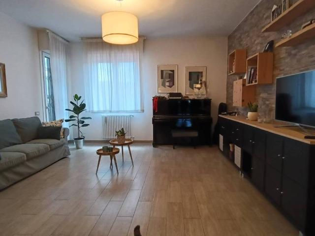 Appartamento in vendita a Stazione, Montale