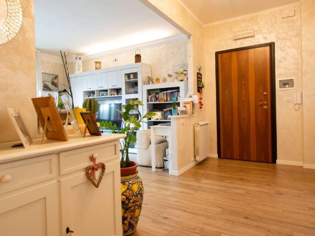 Appartamento in vendita a Montemurlo, Toscana