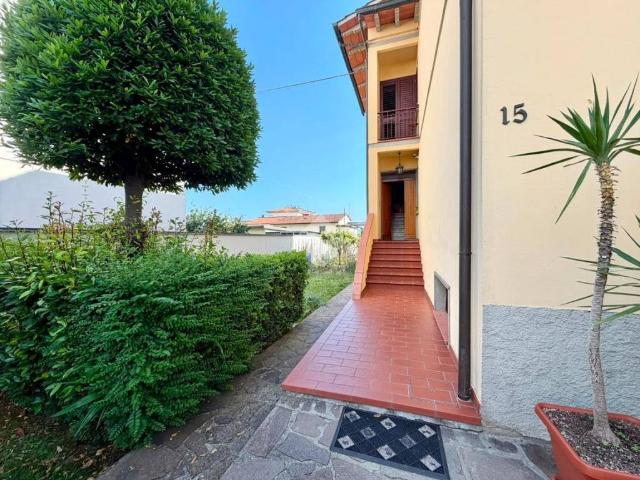 Appartamento in vendita a Montemurlo, Toscana