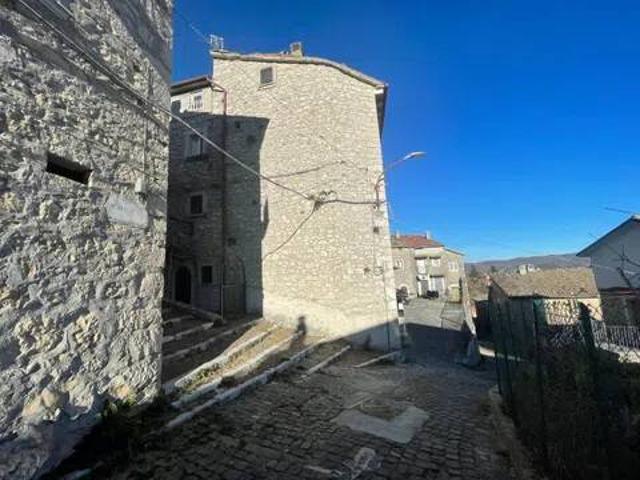 Appartamento in vendita a Montenero Val Cocchiara, Molise