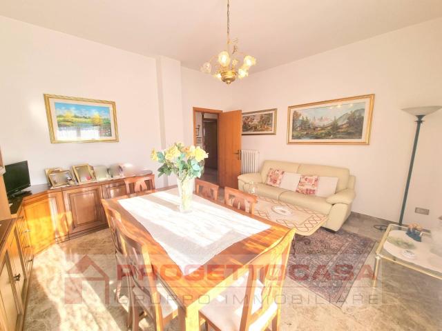 Appartamento in vendita a Sant'Anna, Marche