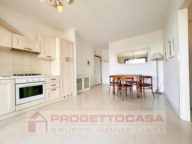 Appartamento in vendita a Bora Ragnola, Marche