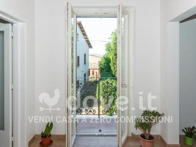 Appartamento in vendita a Acquaviva, Abbadia Di Montepulciano