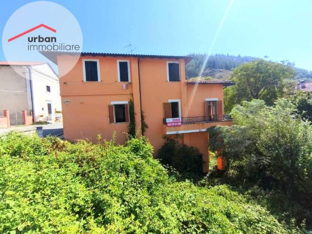 Appartamento in vendita a Montereale, Abruzzo