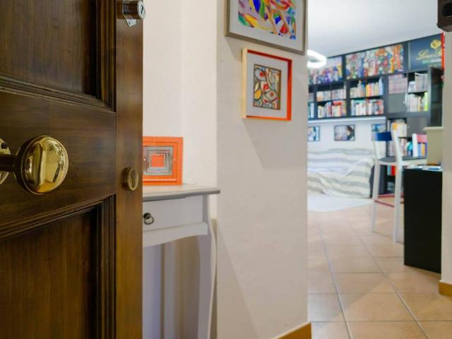 Appartamento in vendita a Monteriggioni, Toscana