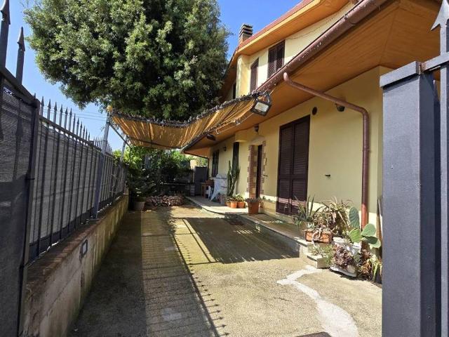 Appartamento in vendita a Monterotondo Marittimo, Toscana