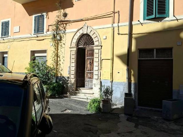 Appartamento in vendita a Monterotondo, Roma Capitale