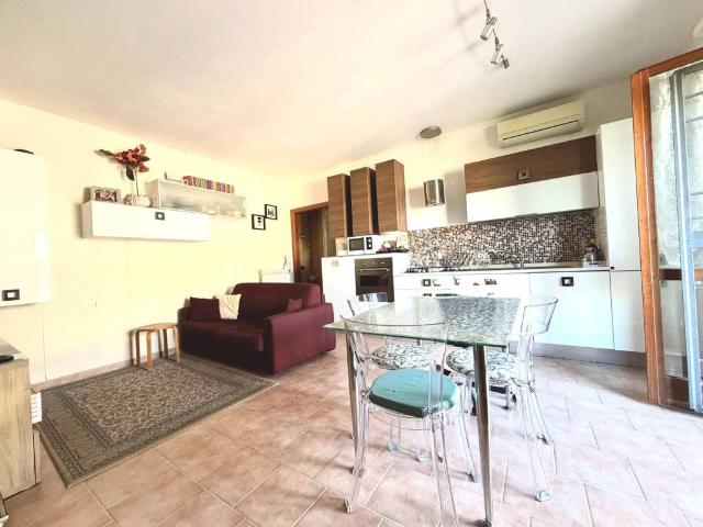 Appartamento in vendita a Monterotondo, Roma Capitale