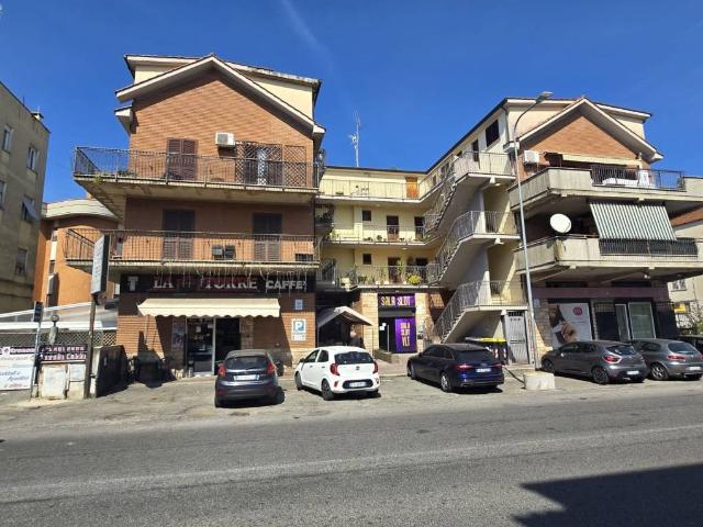 Appartamento in vendita a Monterotondo Scalo, Roma Capitale