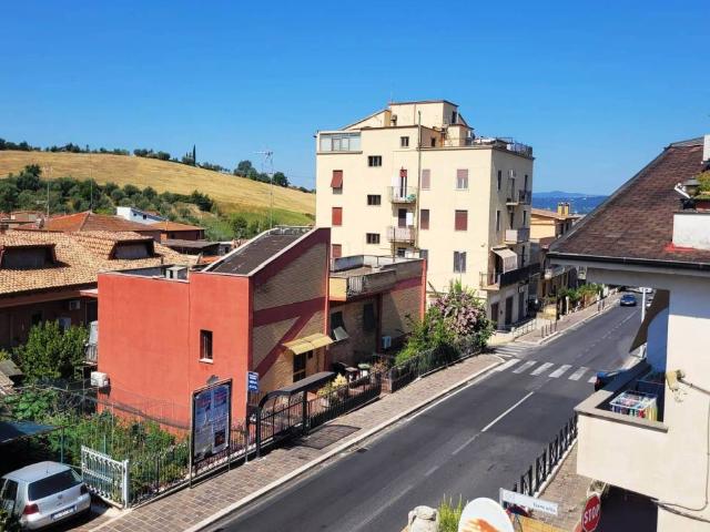 Appartamento in vendita a Monterotondo Scalo, Roma Capitale