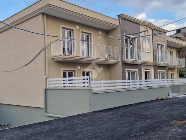 Appartamento in vendita a Borgo Santo Spirito, Montesarchio