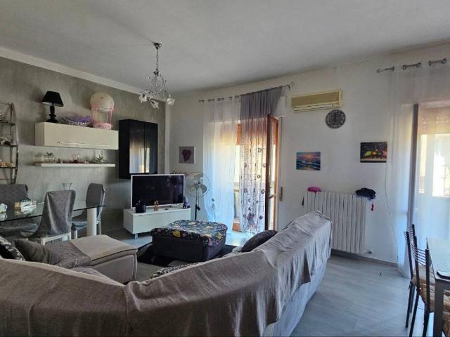 Appartamento in vendita a Montesarchio, Campania