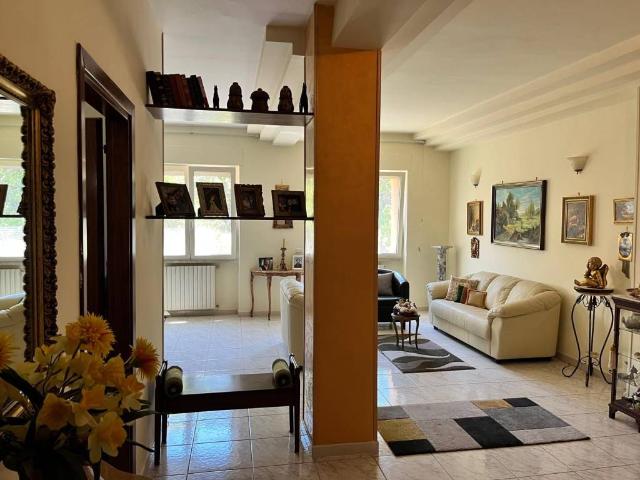 Appartamento in vendita a Borgo Fontanelle, Montesarchio