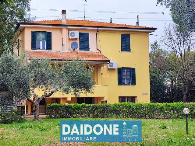 Appartamento in vendita a Montescudaio, Toscana