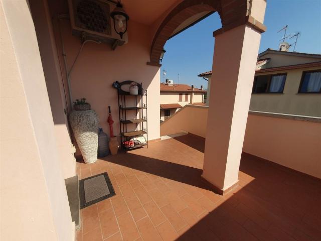 Appartamento in vendita a Poggio Gagliardo, Montescudaio