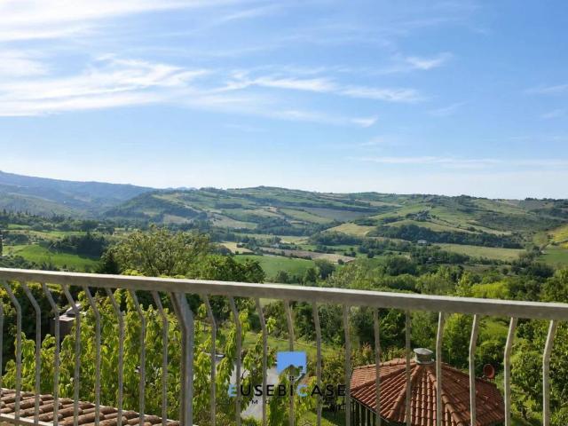 Appartamento in vendita a Montescudo-Monte Colombo, Trarivi