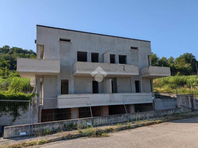 Appartamento in vendita a Montescudo-Monte Colombo, Monte Colombo