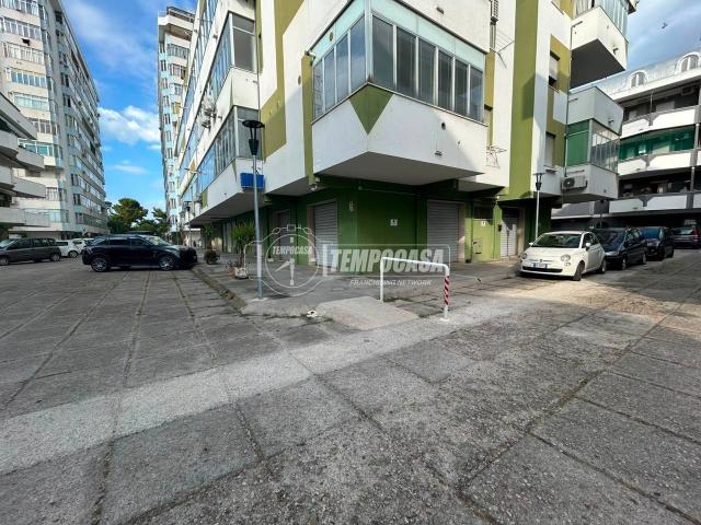 Appartamento in vendita a Montesilvano, Abruzzo