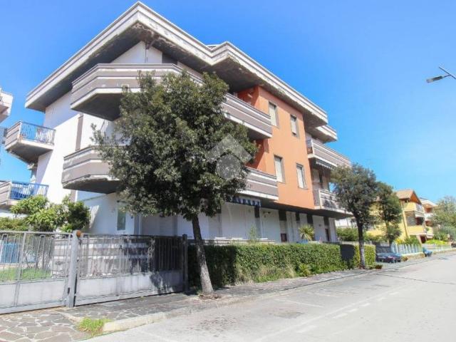 Appartamento in vendita a Villa Canonico, Montesilvano